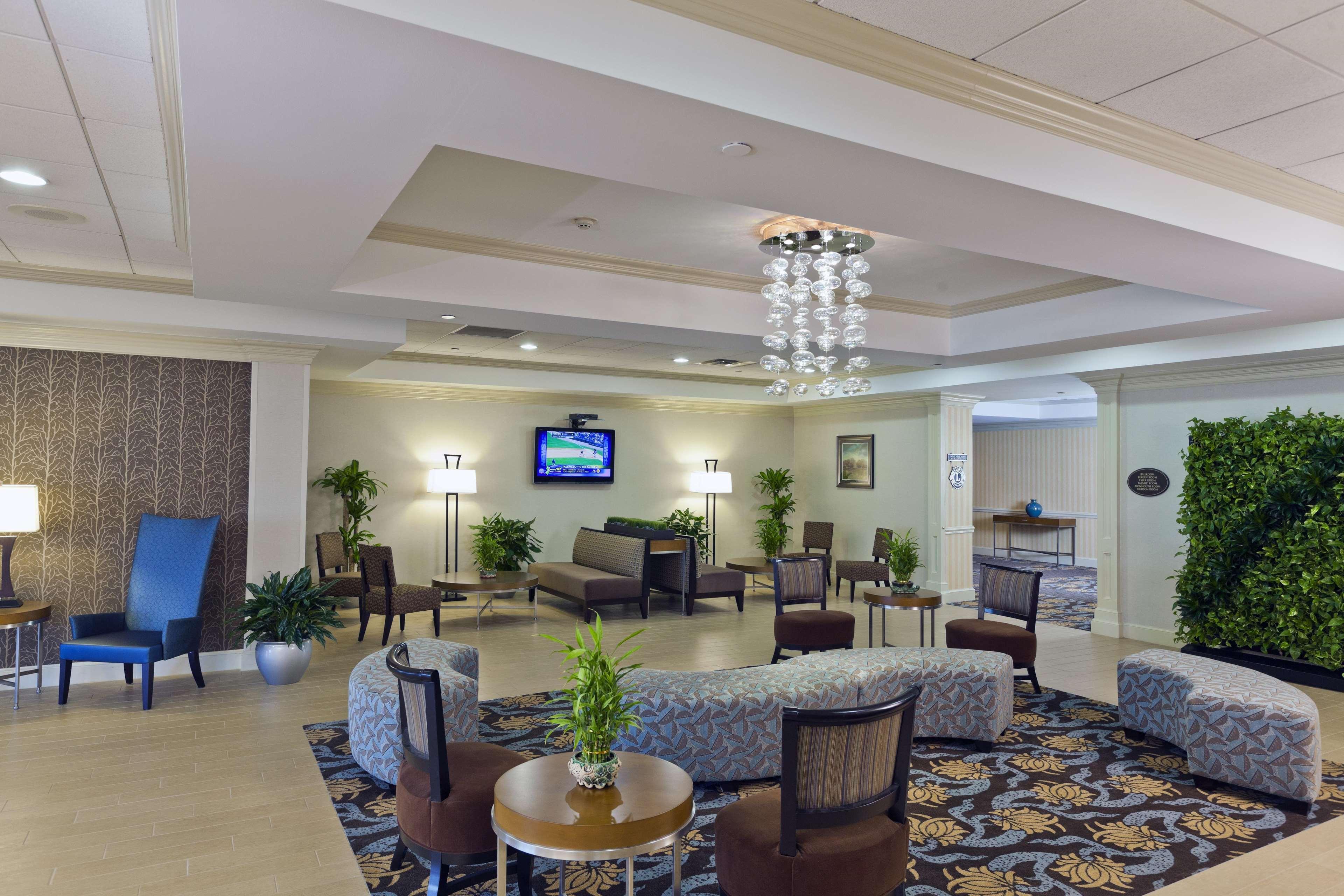 Doubletree By Hilton Mahwah Hotel Eksteriør billede