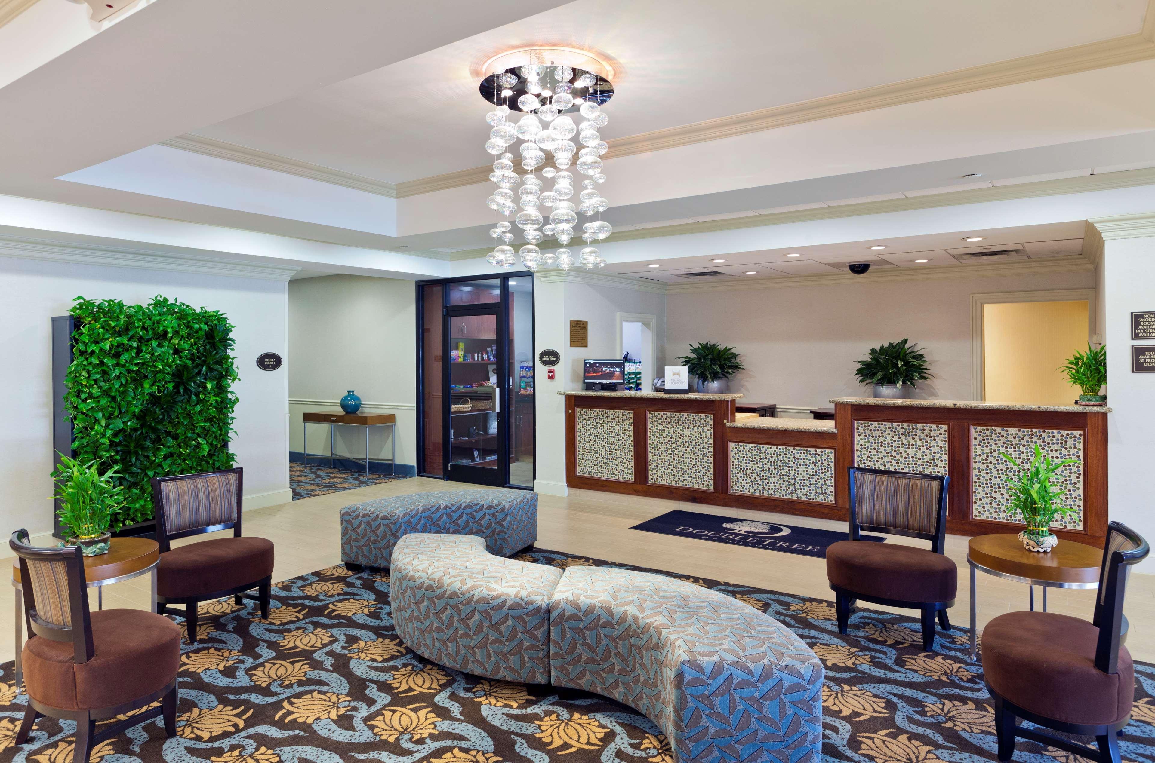 Doubletree By Hilton Mahwah Hotel Eksteriør billede