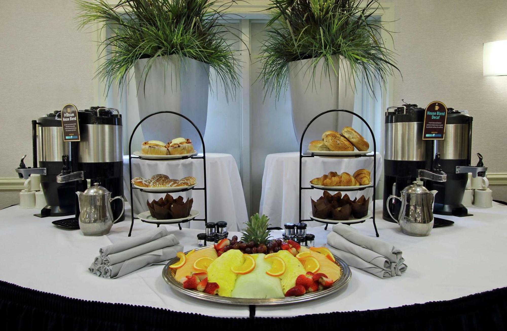 Doubletree By Hilton Mahwah Hotel Eksteriør billede