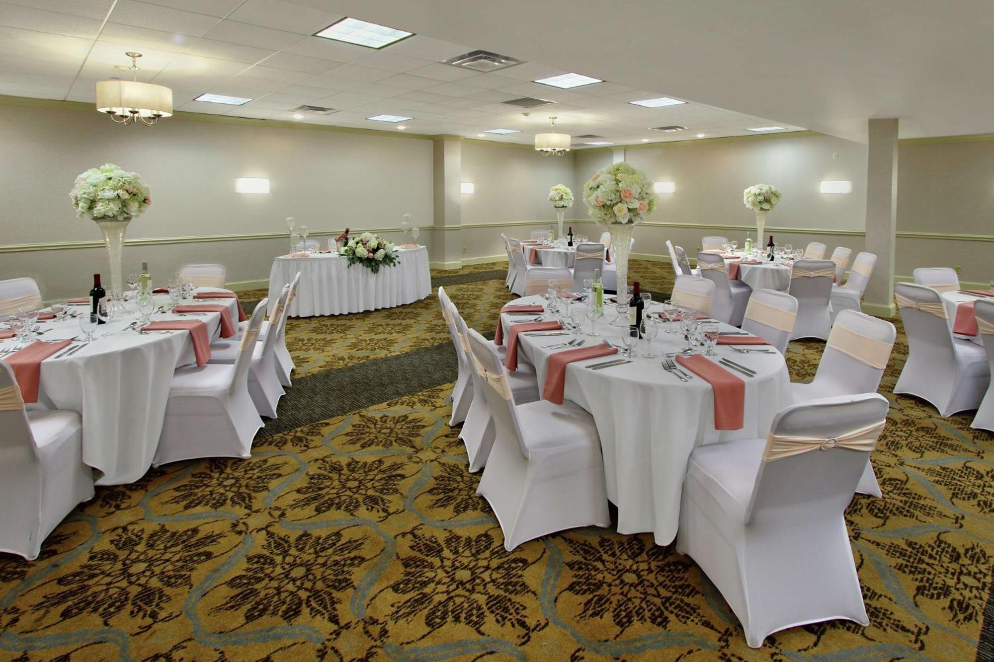 Doubletree By Hilton Mahwah Hotel Eksteriør billede