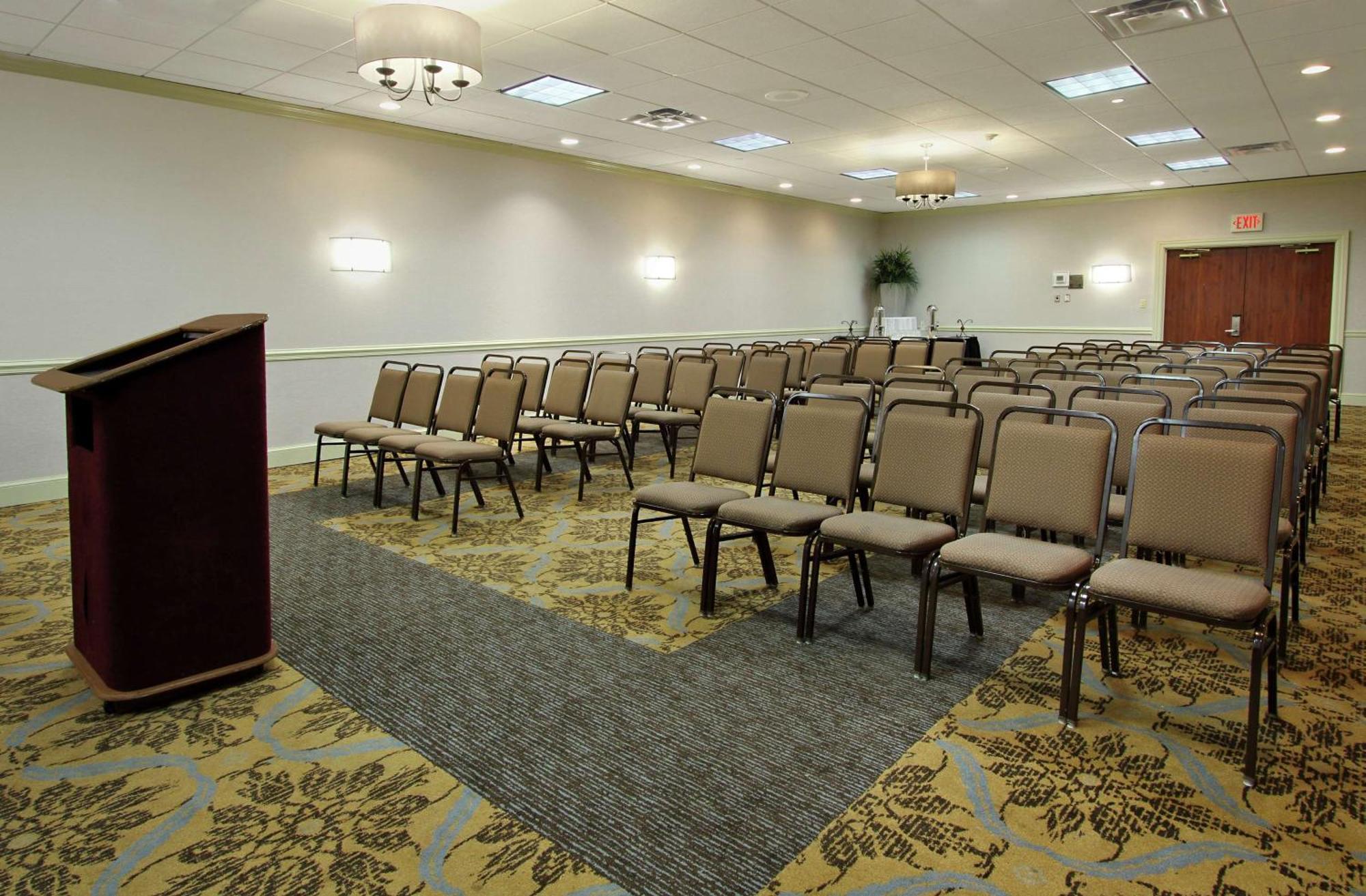 Doubletree By Hilton Mahwah Hotel Eksteriør billede