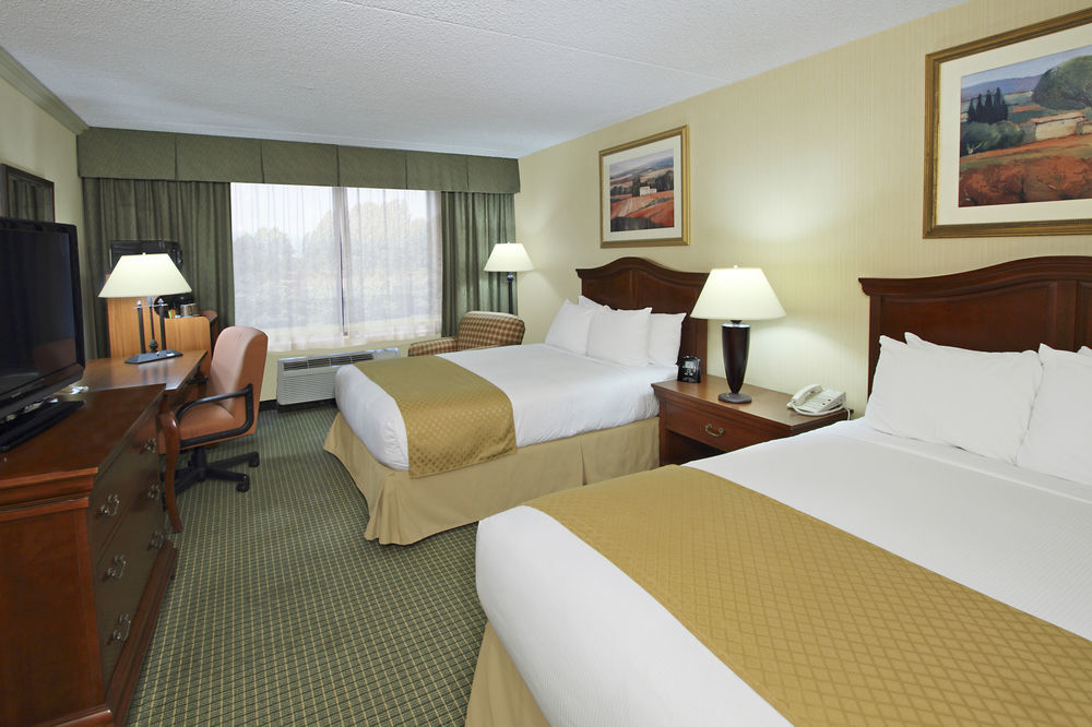 Doubletree By Hilton Mahwah Hotel Eksteriør billede